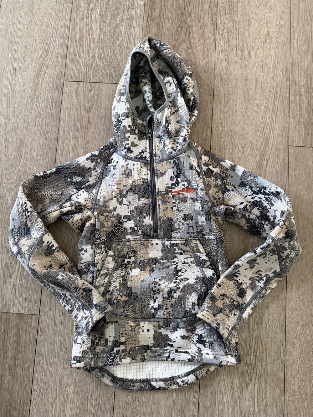 Sitka youth heavyweight hoodie size small